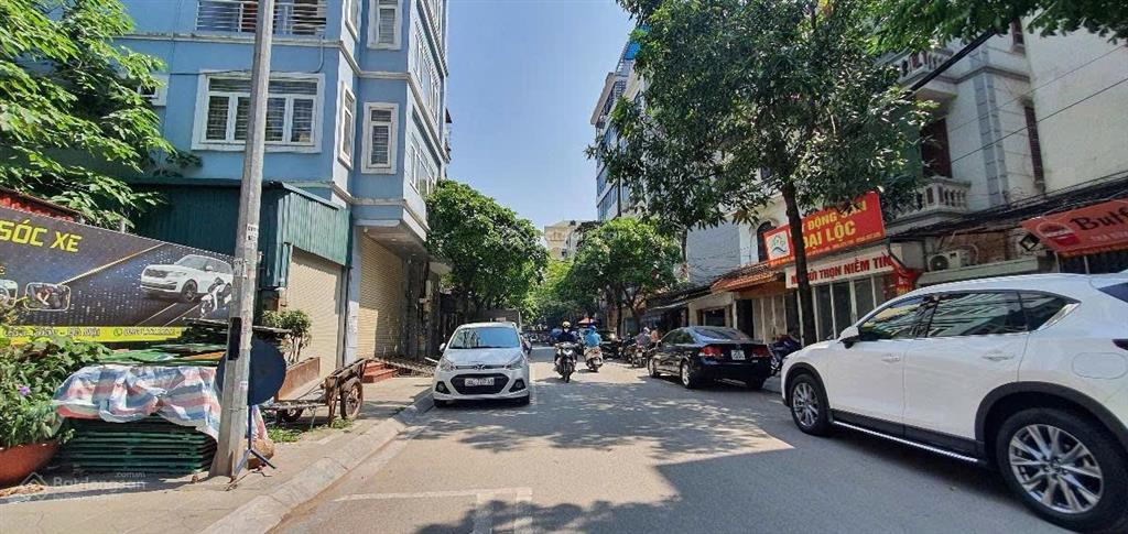 Bán nhà 10 tầng phố dương khuê 120m2, mt~10m, giá  65 tỷ  dòng tiền 150tr/tháng ô tô tránh .