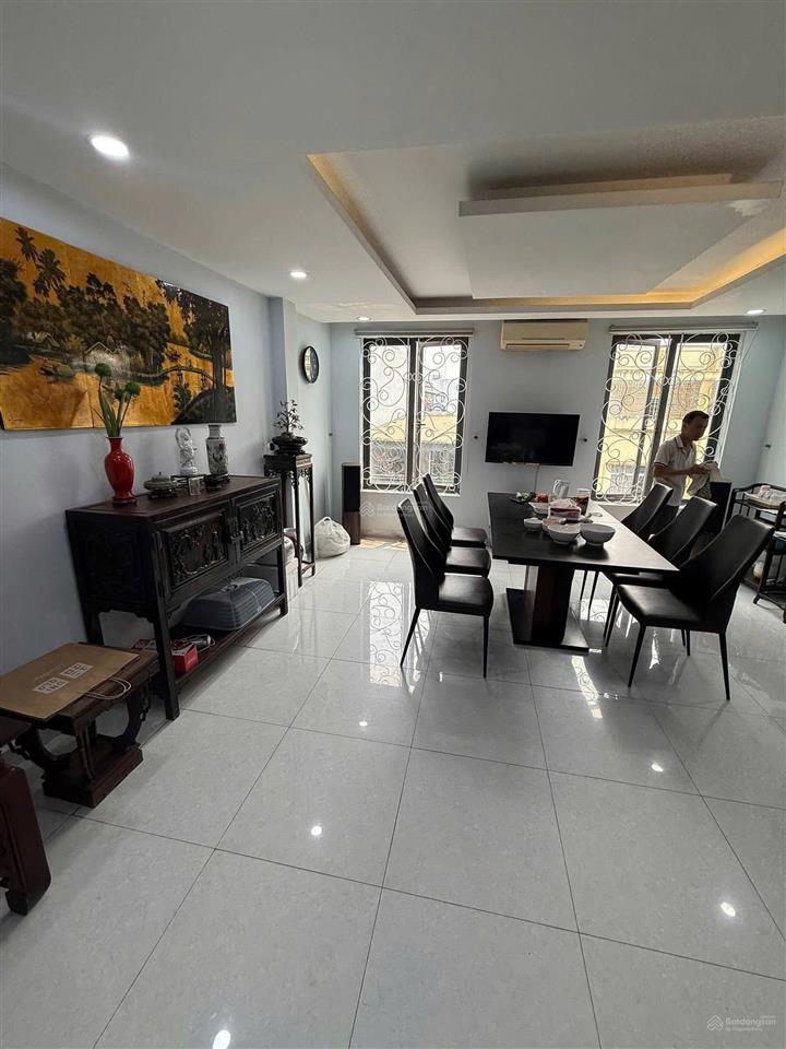 Bán nhà mặt phố trung phụng 45m2mt5m,giá 36,3 tỷ  kinh doanh thang máy .