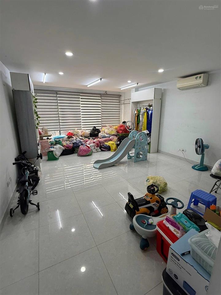 Bán nhà mặt phố trung phụng 45m2mt5m,giá 36,3 tỷ  kinh doanh thang máy .