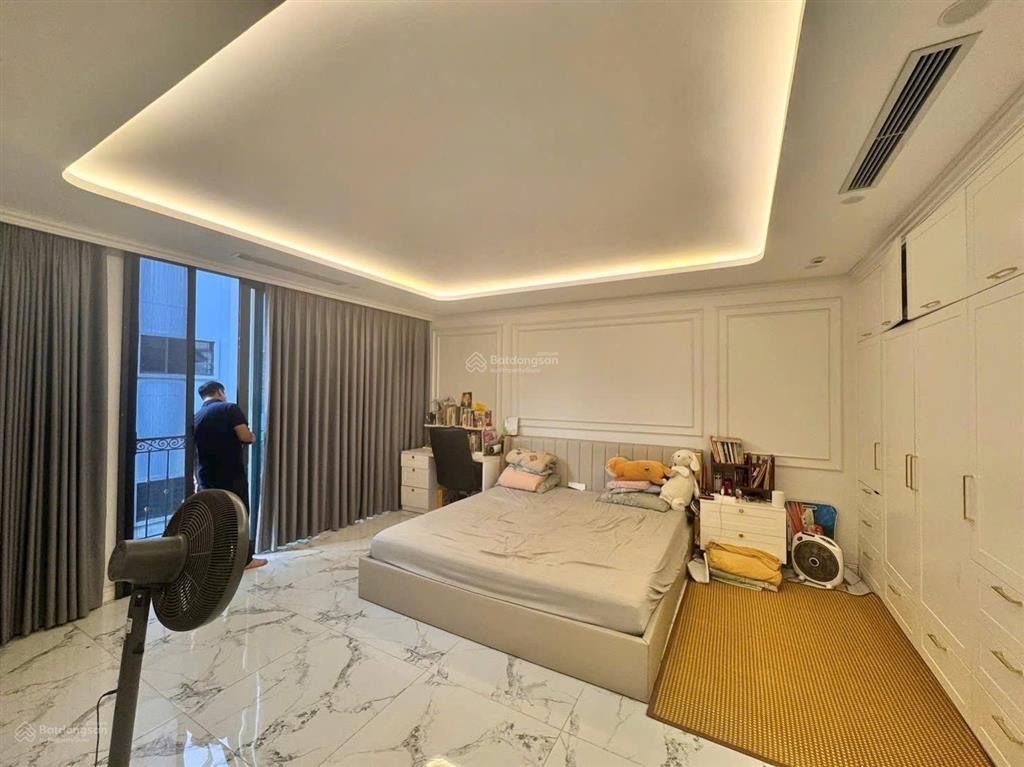 Lk lô góc kđt văn quán 80m2 mt khủng 18m  giá 32 tỷ tặng full nội thất 7 tỷ!