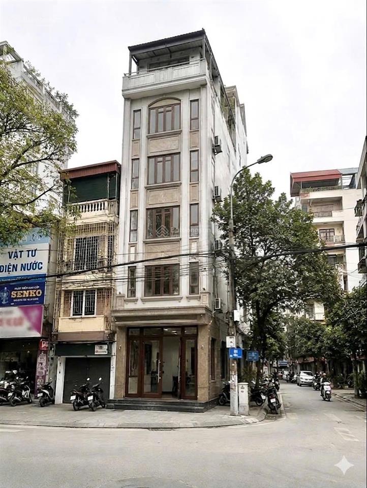 Lô góc hoàng cầu 2 mặt thoáng  110m2 giá117 tỷ  thang máy vị trí vàng kinh doanh.