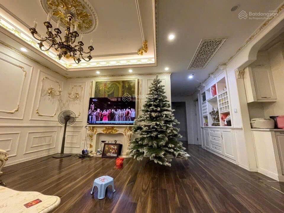 Bán gấp căn góc hướng mát 119m2,sổ đỏ lâu dài nhỉnh 10tỷ rẻ nhất the garden, mễ trì. cam kết ko ảo