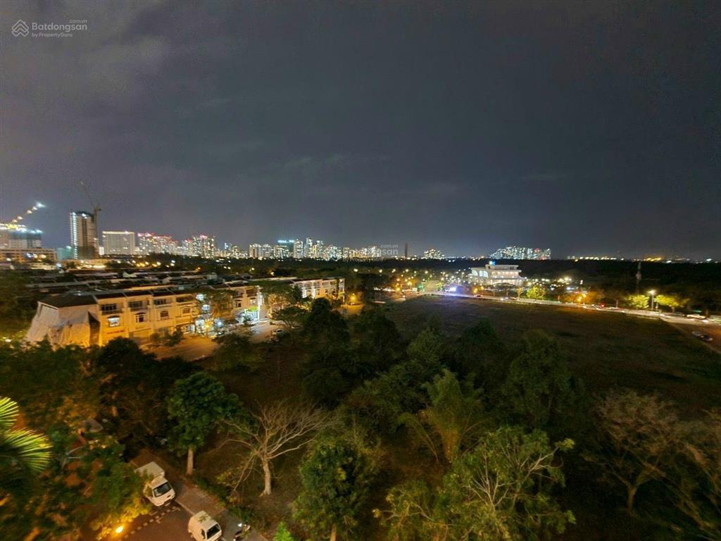Cần bán nhanh căn hộ sky garden, rõ ràng giá rẻ thị trường.  0917 300 *** em hằng
