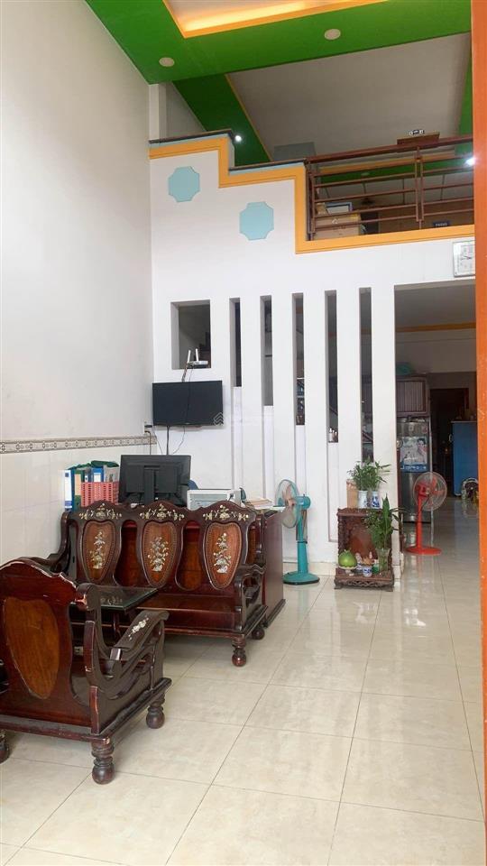 Chỉ 38tr/m nhà 127m ngay go dĩ an