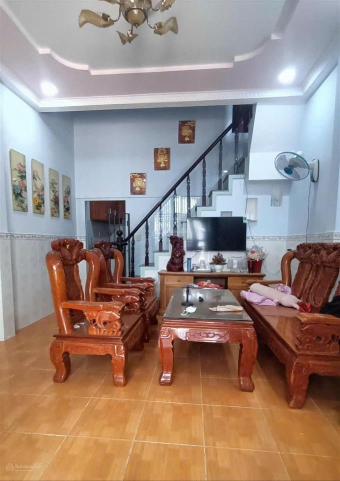 Nhà hẻm xe hơi 8m dĩ an chỉ 2,3 tỷ