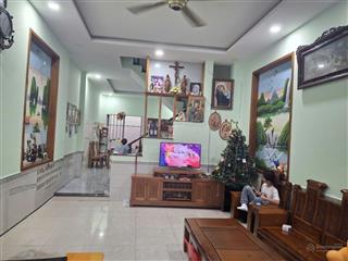 Chỉ 3 tỷ sở hữu nhà 3 tầng nguyễn tri phương dĩ an  xe hơi ngủ trong nhà