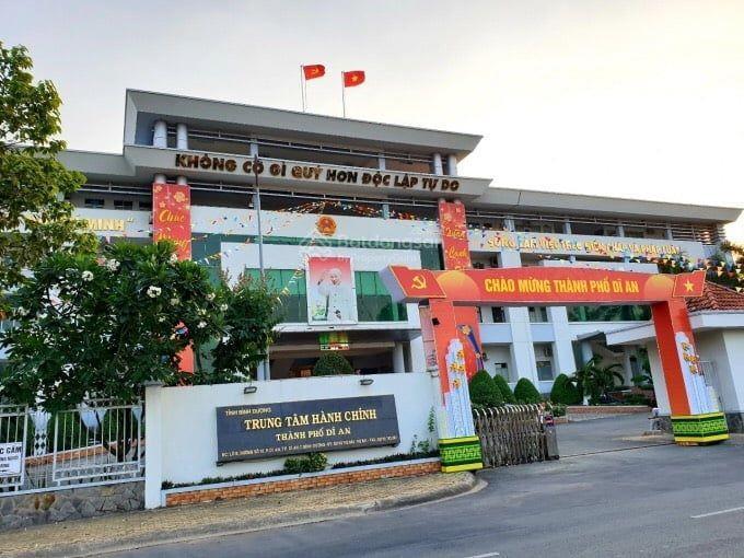 Nhà lô góc 3 mặt tiền nguyễn tri phương dĩ an, dòng tiền 10 triệu/tháng