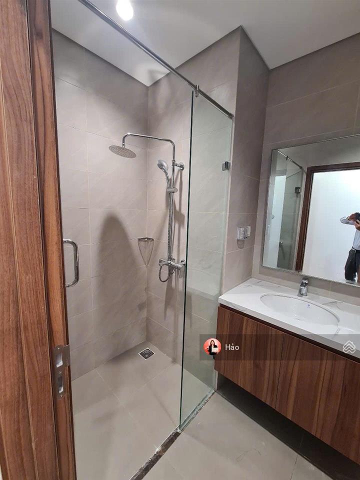 Cho thuê căn hộ brg diamond 25 lê văn lương. 104m2, 3pn, full đồ. giá 25.5tr/th. view h. đạo thúy