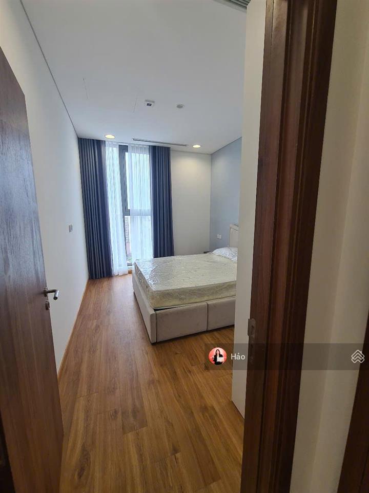 Cho thuê căn hộ brg diamond 25 lê văn lương. 104m2, 3pn, full đồ. giá 25.5tr/th. view h. đạo thúy
