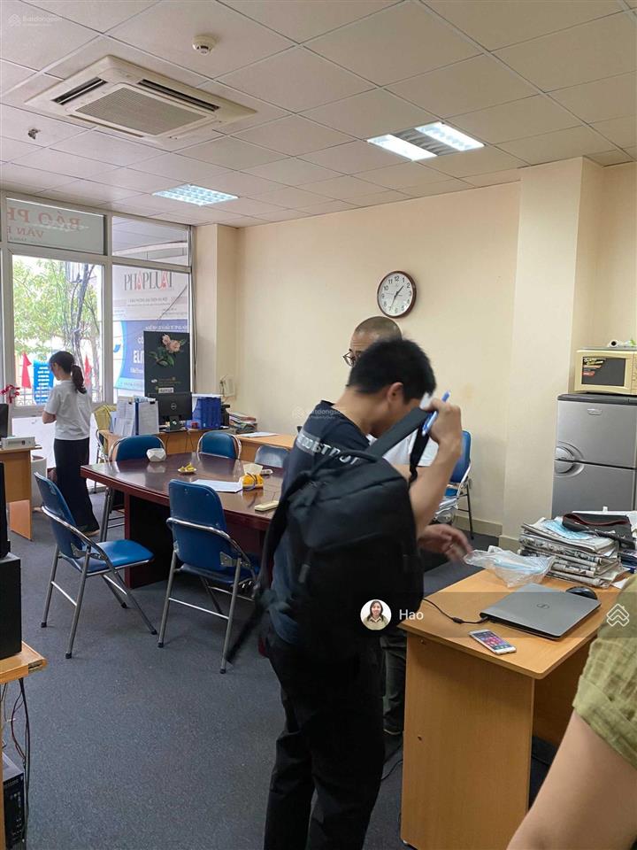 Cho thuê văn phòng mp linh lang, diện tích 50m2 giá cho thuê 12 triệu/tháng