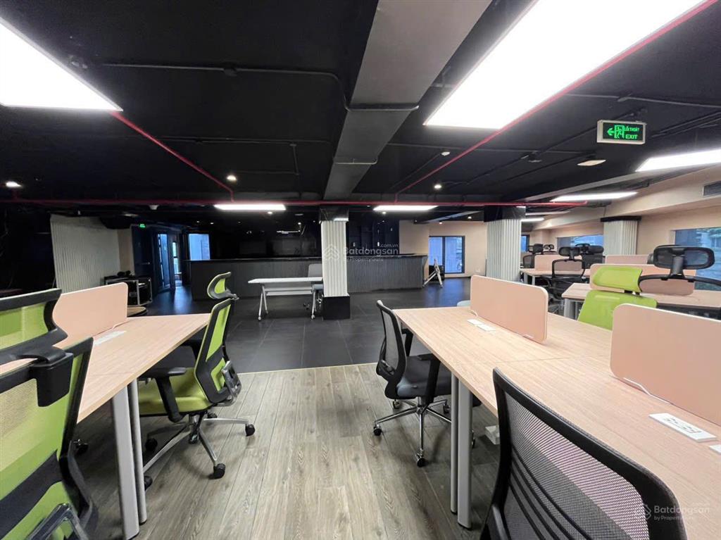 Cho thuê chỗ ngồi làm việc trọn gói sài gòn pear