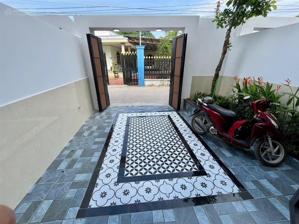 Cần bán gấp căn nhà 5*17 giá 1 tỷ 450 triệu