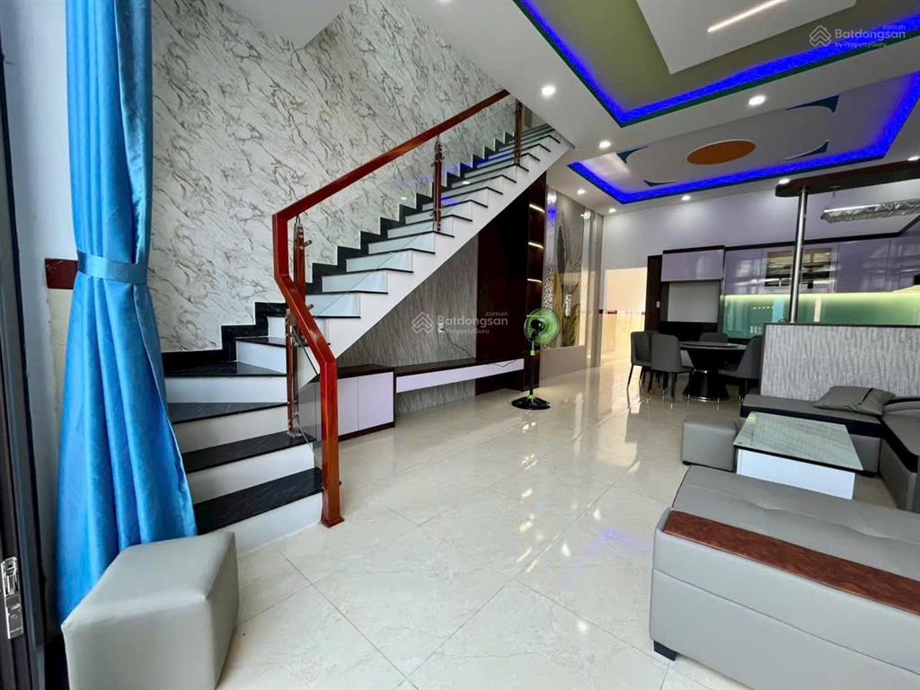 Cần bán gấp căn nhà 5*17 giá 1 tỷ 450 triệu