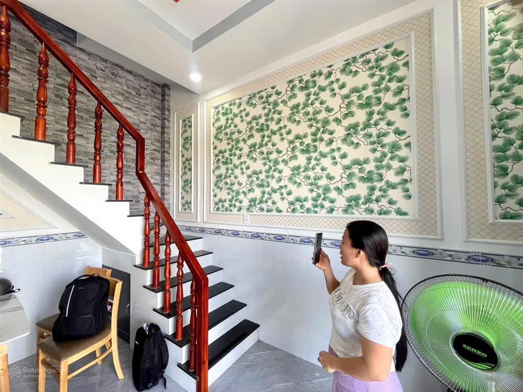 Cần bán gấp căn nhà 1 trệt 1 lầu 2 mặt tiền kinh doanh