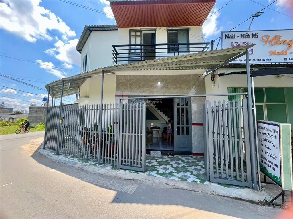 Cần bán gấp căn nhà 1 trệt 1 lầu 2 mặt tiền kinh doanh