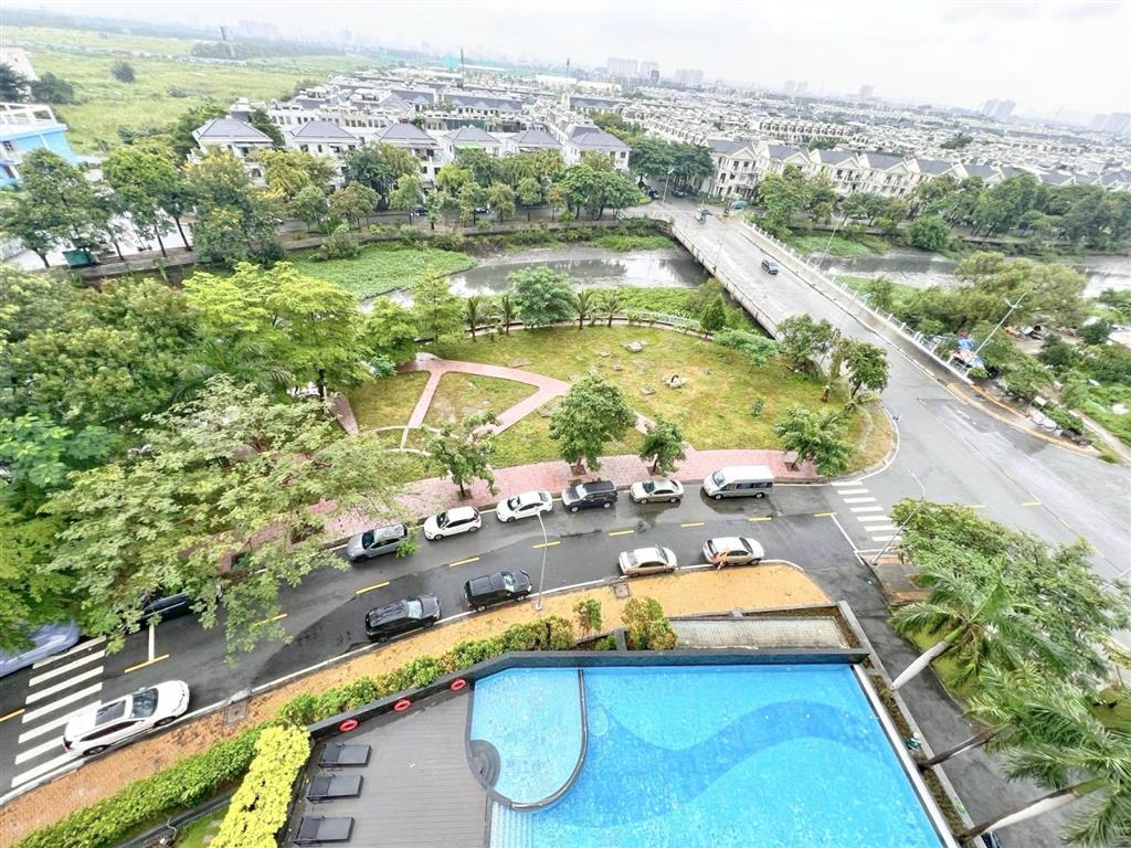 Chính chủ gửi bán ch parcspring 3pn2wc 91m2 giá từ 5.6  5.750 tỷ. sổ hồng riêng công chứng ngay