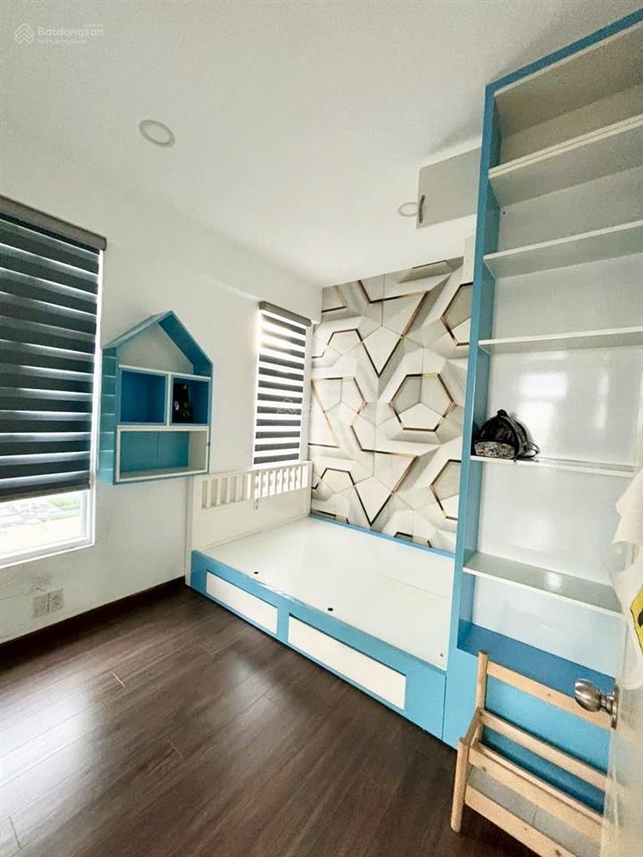 Chính chủ gửi bán ch parcspring 3pn2wc 91m2 giá từ 5.6  5.750 tỷ. sổ hồng riêng công chứng ngay