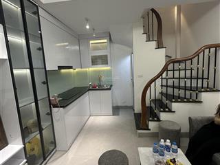 Chính chủ  cần bán nhà tôn đức thắng  23m 4 tầng  3 ngủ  full nội thất ở ngay  30m ra ô tô