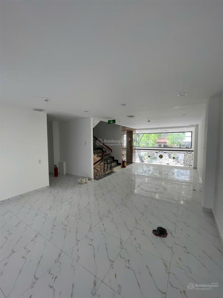 Cho thuê nhà phố hưng gia 6x18,5m. hầm + trệt + lửng + 3 lầu + sân thượng, thang máy