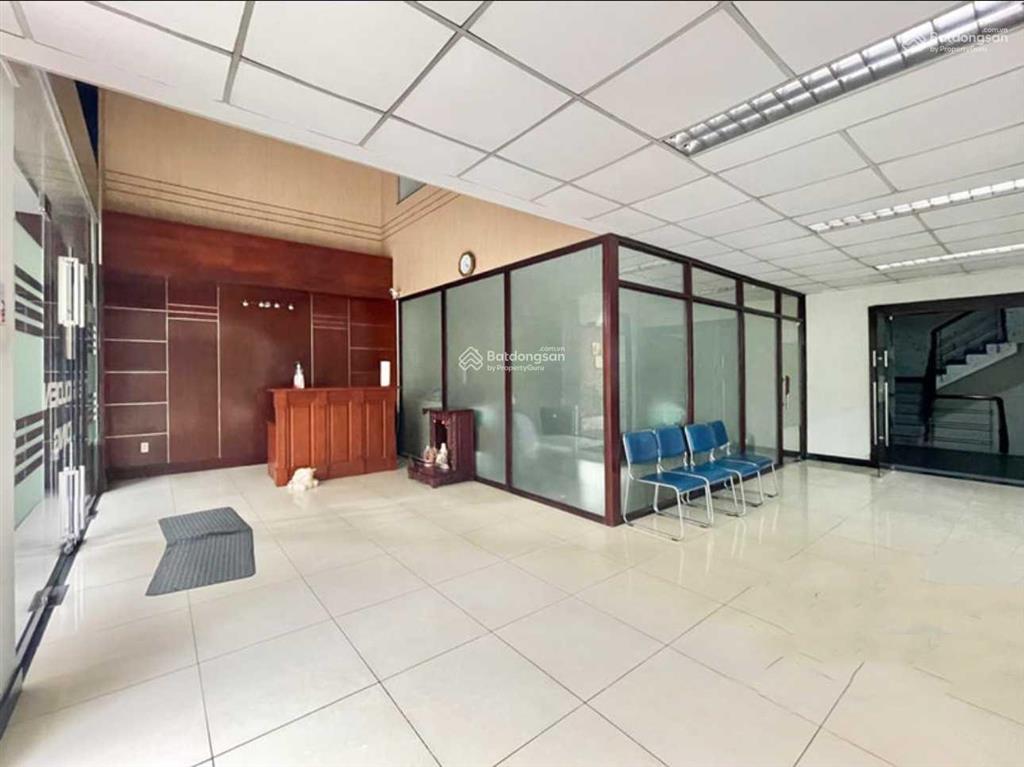 Bán gấp tòa building ngay lũy bán bích, tân phú, 7x20m, hầm 6 lầu, dts 900m2, hđt 77tr, 24.5 tỷ