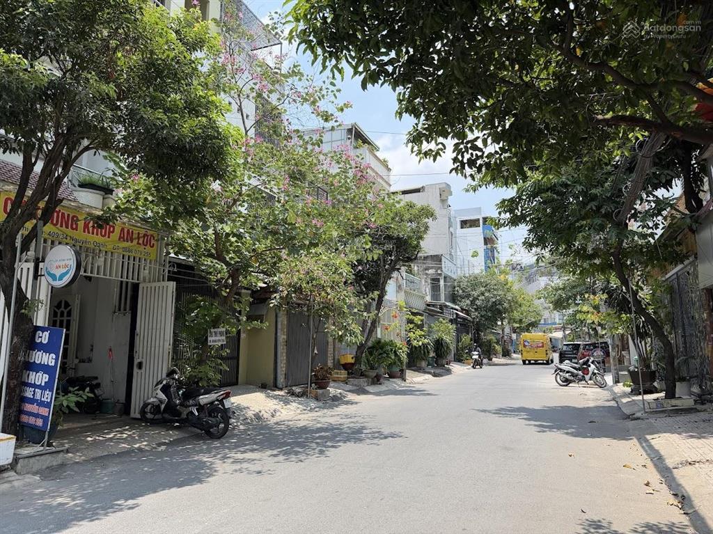 Nhà mặt tiền đường số 7, phường 17, dt 4x17m, 3 tầng. giá nhỉnh 10 tỷ