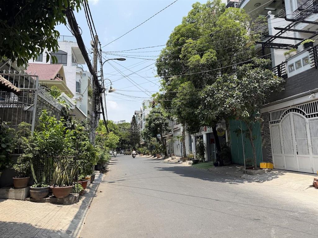 Nhà mặt tiền đường số 7, phường 17, dt 4x17m, 3 tầng. giá nhỉnh 10 tỷ