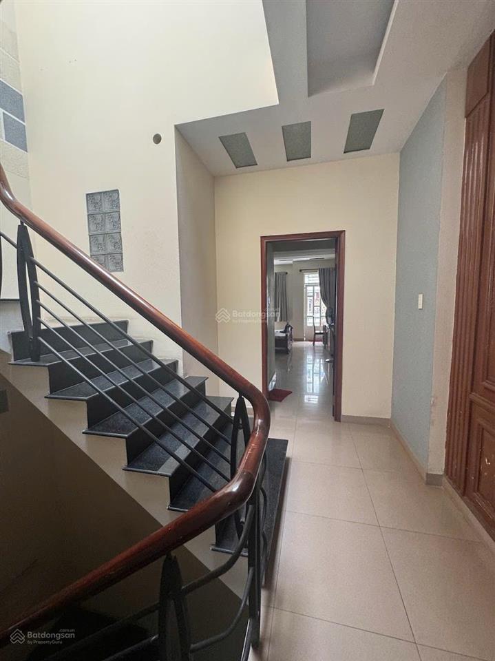 Nhà mặt tiền đường số 7, phường 17, dt 4x17m, 3 tầng. giá nhỉnh 10 tỷ