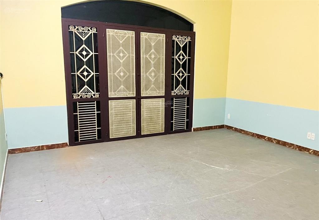 Nhà mtkd ngay nguyễn oanh phan văn trị  dt 5x20m  2 tầng, giá 15,5 tỷ tl