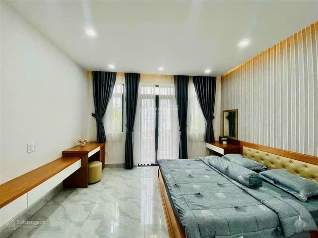 Nhà 1 sẹc nguyễn văn dung p6 gò vấp, 4x15m, 4 tầng thang máy. giá 10.x tỷ