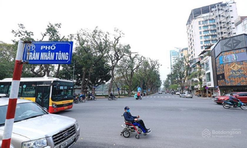 Bán nhà mặt phố trần nhân tông 141m2, 5 tầng, mt 6.9m  96 tỷ vỉa hè kinh doanh! 0368 176 ***