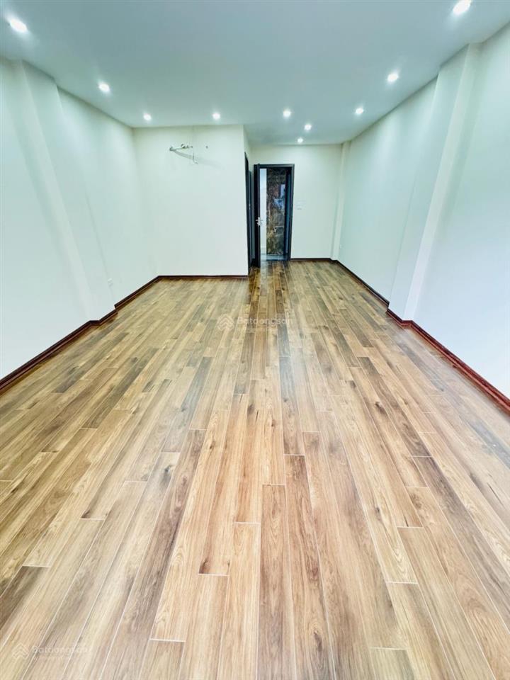 Bán nhà đống đa 45m2, 6 tầng, mt 5.4m, 14.6 tỷ gara ô tô lô góc thang máy  0368 176 ***
