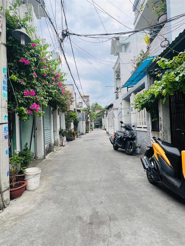 Đất đường số 6 linh tây cách phạm văn đồng chỉ 200m, giá 4,39 tỷ/ 71m2