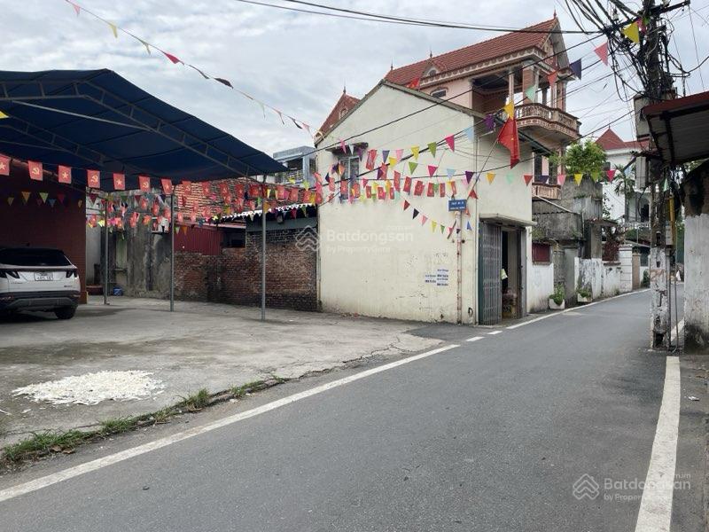 Bán đất thị trấn trôihoài đức. ngõ nông, gần ô tô. phân lô vừa miếng. 36m. 2,89 tỷ