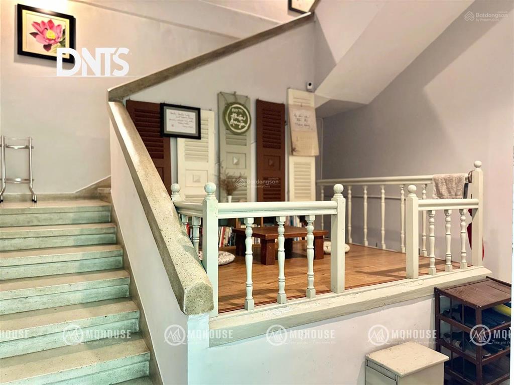 Cho thuê căn hộ ban công lớn45m2 view thoáng đẹp đường rộng oto hoàng sa ngay cầu bông quận 1