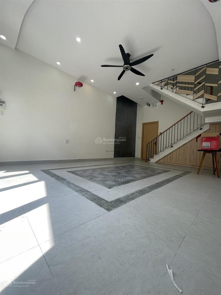 Bán gấp! căn hộ 5 tầng mới 100% dòng tiền 85 triệu/tháng đ.phạm tu cách biển mỹ khê 300m  15ty800