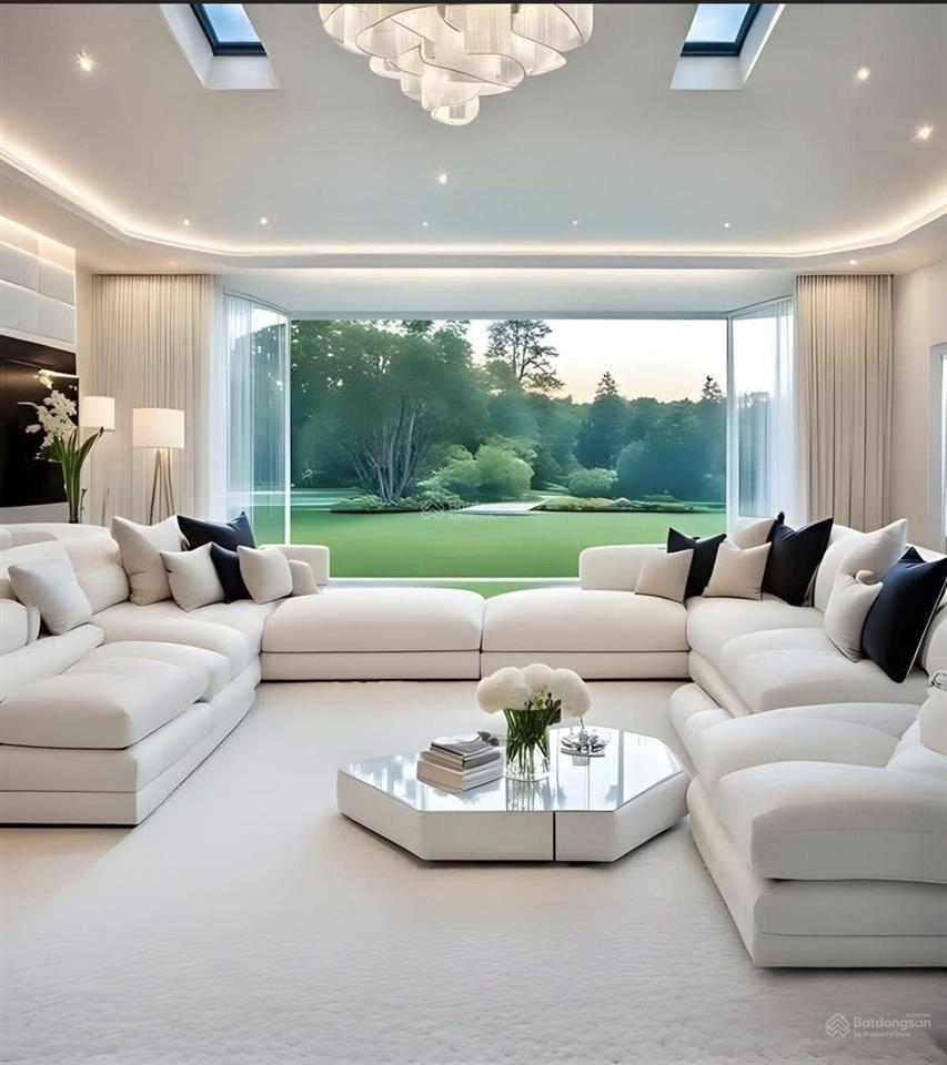 Biệt thự sân vườn trần não q2  dt 660m  4 tầng  dòng tiền 330tr/tháng  giá 85 tỷ