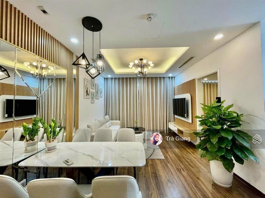 Giá thật! chính chủ bán handi resco 31 lê văn lương 66m2, 2n 2wc, full nội thất đẹp, có slot ô tô