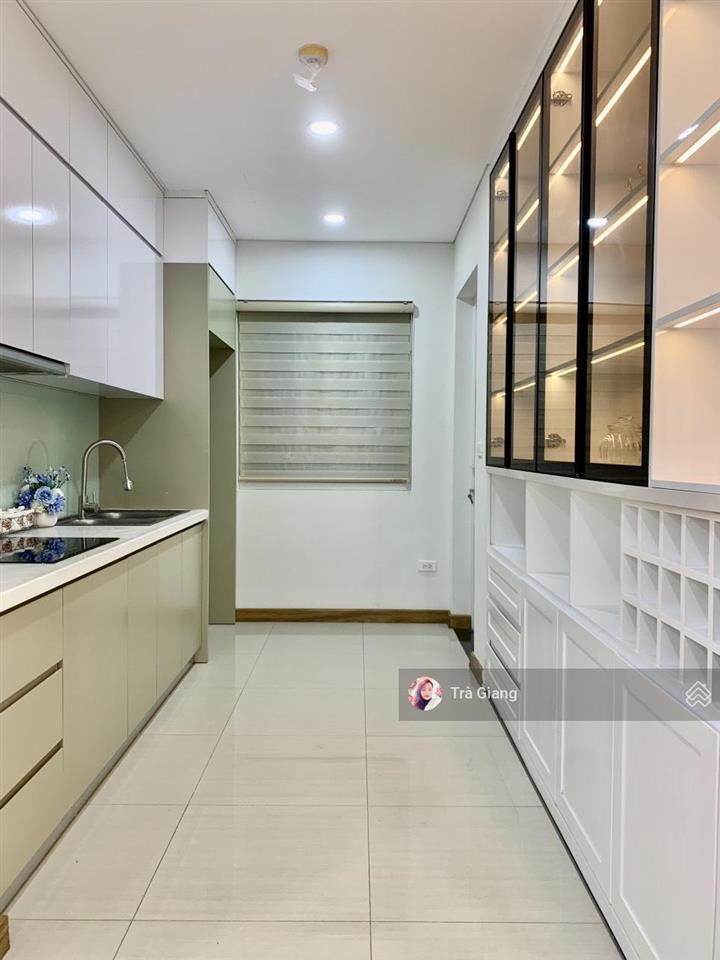 Giá thật! chính chủ bán handi resco 31 lê văn lương 66m2, 2n 2wc, full nội thất đẹp, có slot ô tô