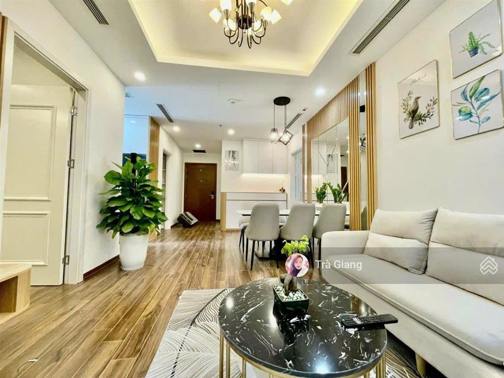 Giá thật! chính chủ bán handi resco 31 lê văn lương 66m2, 2n 2wc, full nội thất đẹp, có slot ô tô