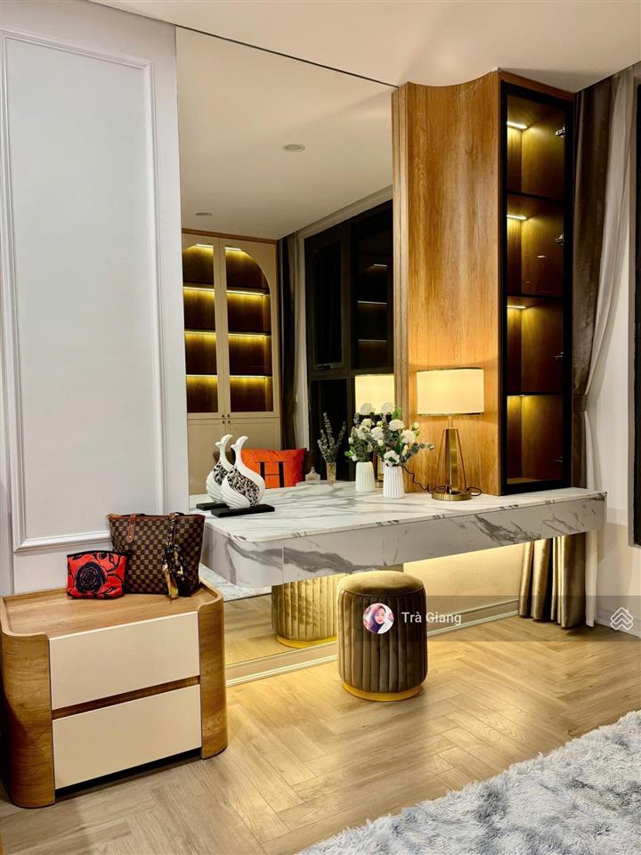 Giảm sốc 1 tỷ! căn hoa hậu bohemia 136m² 3n2vs full nội thất sang, có slot ô tô, ở ngay