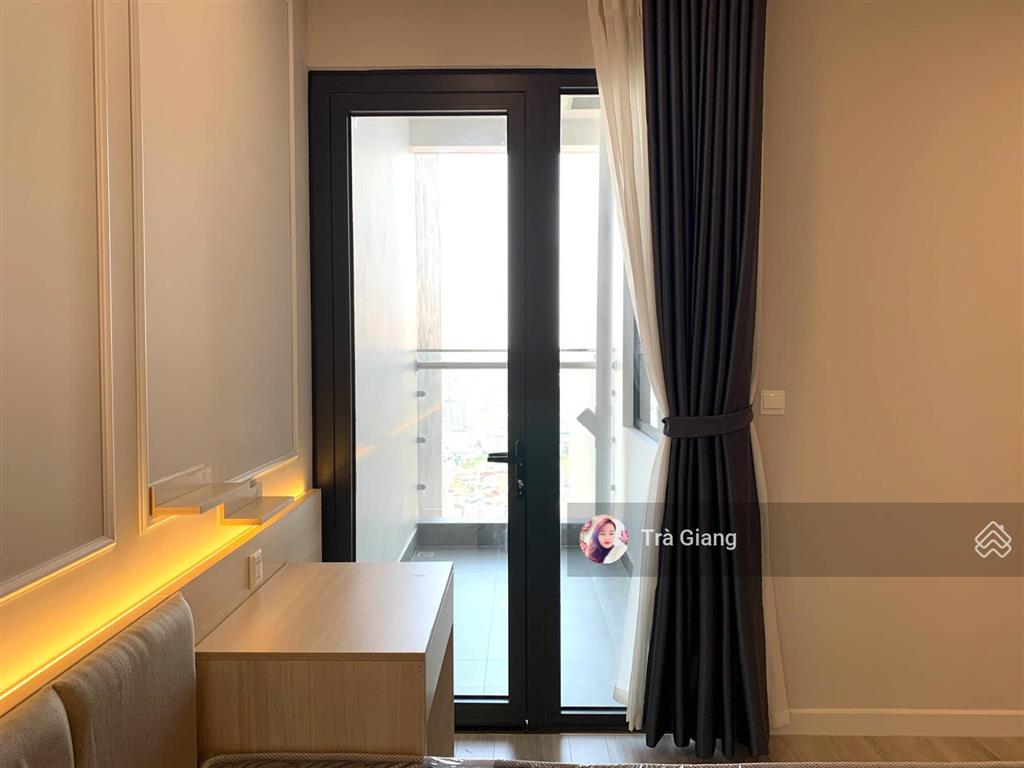 Bán căn hoa hậu brg 25 lê văn lương 107m2, 3pn2wc full nội thất hiện đại, có slot ô tô, giá đầu tư