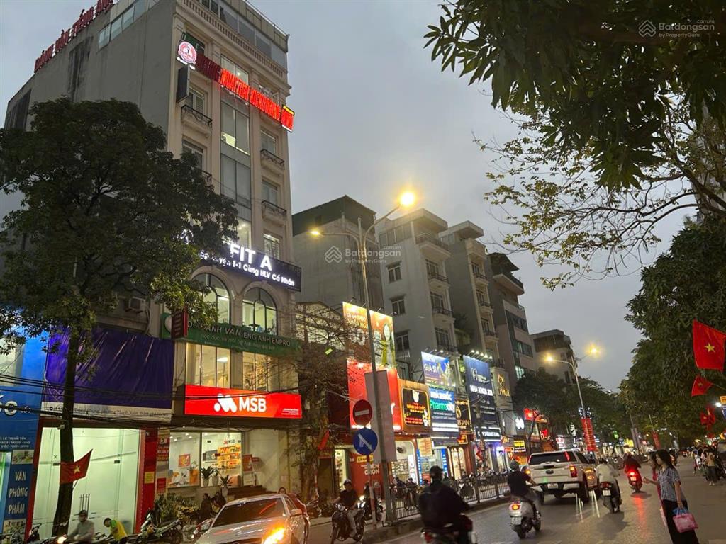 Tòa nhà mặt phố vũ trọng phụng  thanh xuân, dt 88m2 x 8 tầng thang máy, vị trí vip,  0988 138 ***