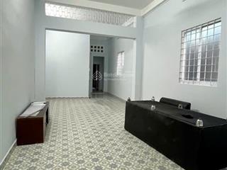 Q10  nhà 2 tầng đúc btct  50m² nở hậu  3pn  2wc  dòng tiền 15tr/th chỉ 8.8 tỷ