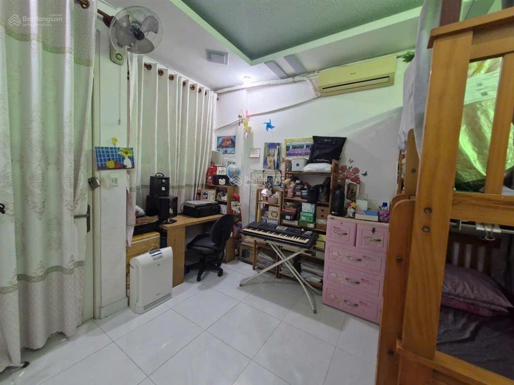 Nhà riêng 2 tầng 2pn tại nguyễn văn khối, gò vấp  diện tích 32m2  hẻmxh rộng rãi giá chỉ 4,4 tỷ