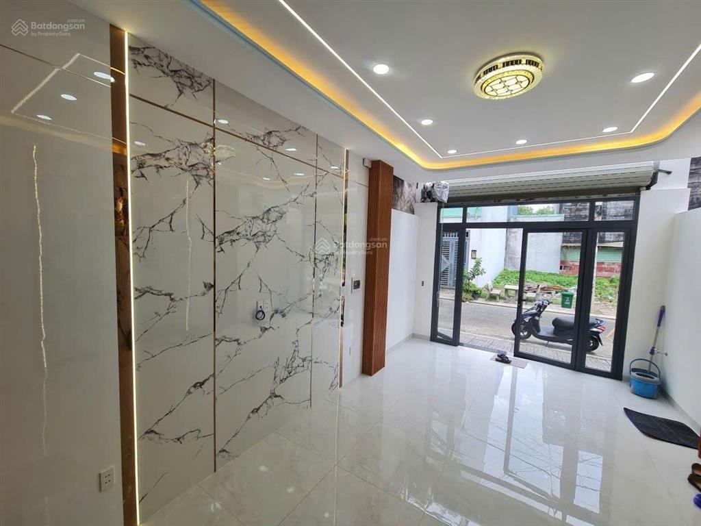 Nhà đẹp 4 tầng lò lu, thủ đức  diện tích 55m²  4pn 4wc  đường 8m  giá chỉ 8 tỷ còn tl