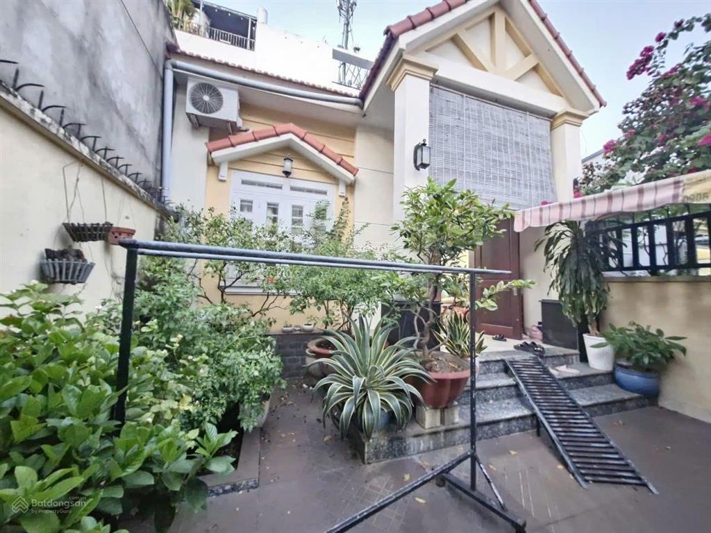 Biệt thự mini 3pn ở ngay tại làng tăng phú q9, 106m², ngang 6m, giá 7.6 tỷ.
