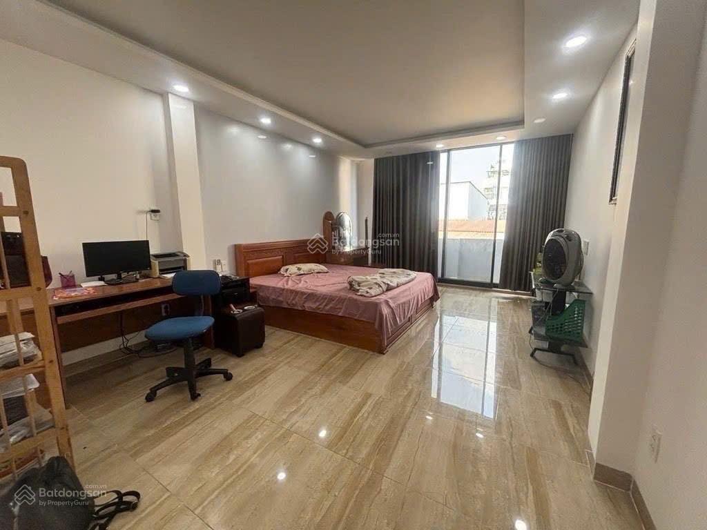 Nhà riêng 3 tầng hẻm xe hơi  sát phạm văn đồng  diện tích 73m2 chỉ 7.05 tỷ full nt