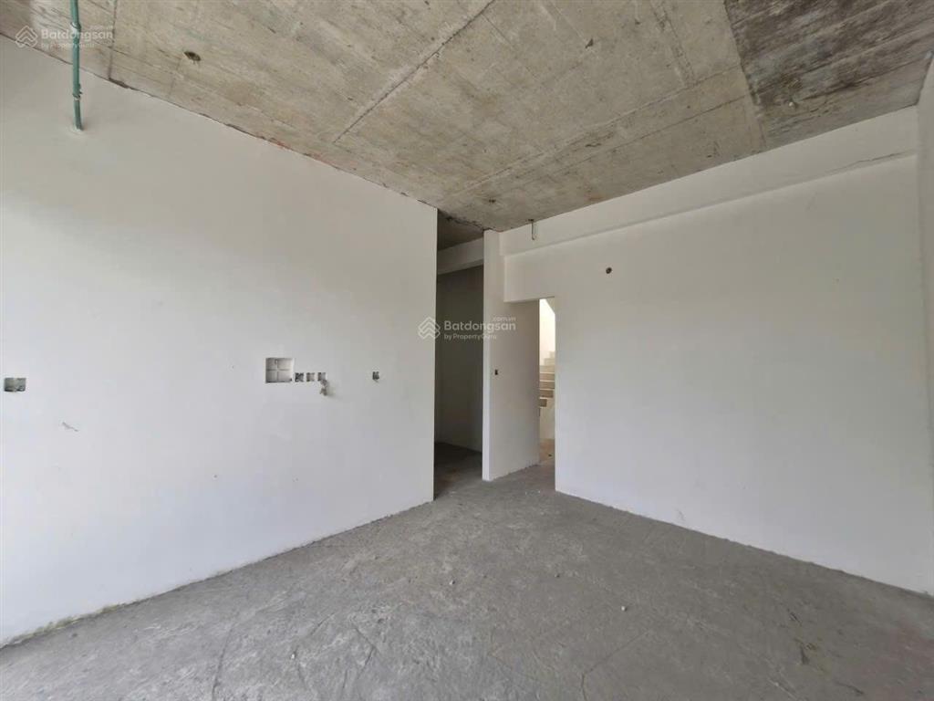 Khu dân cư dragon villa phú hữu q9, view hồ xanh mướt thơ mộng, 3 tầng, 120m², giá 9.5 tỷ.