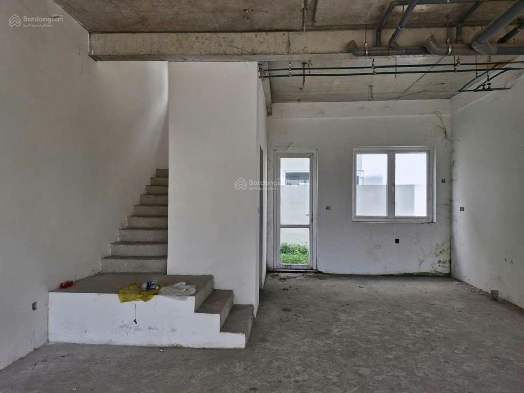 Khu dân cư dragon villa phú hữu q9, view hồ xanh mướt thơ mộng, 3 tầng, 120m², giá 9.5 tỷ.