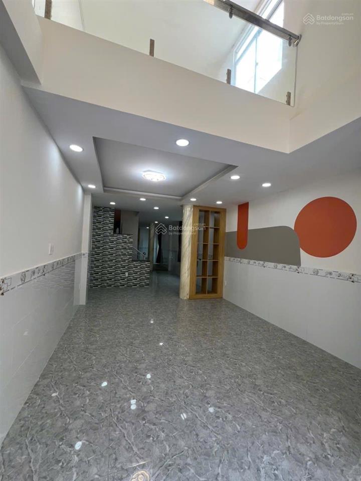 Chính chủ bán nhà 1/ lưu hữu phước, phường phú định dt  69,7m23 pn 3wc giá chỉ 5,98tỷ